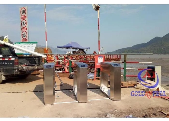RFID 얼굴 인식 접근 제어와 양성 지향성인 삼각대 회전식 십자문 게이트 IP54